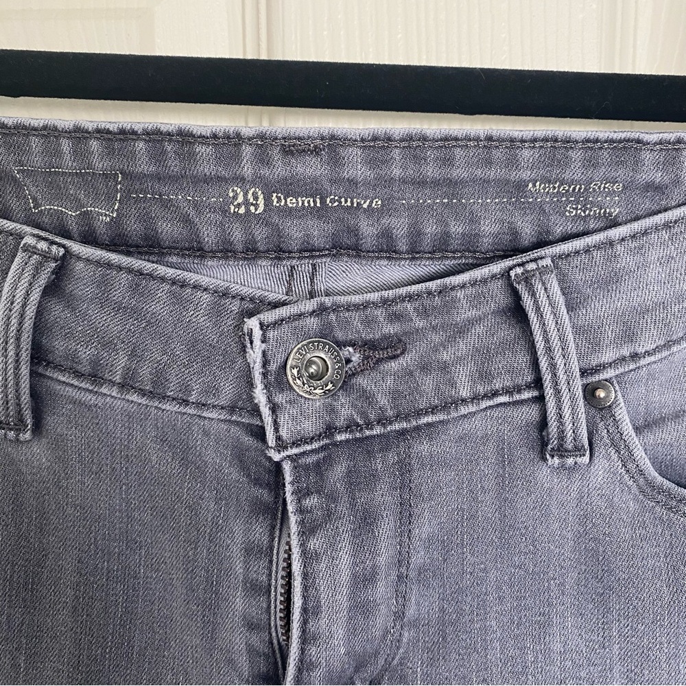 Levi’s Demi Curve Skinny Jeans Women’s 29 Gray Stretch Denim Mid Rise - Picture 3 of 11